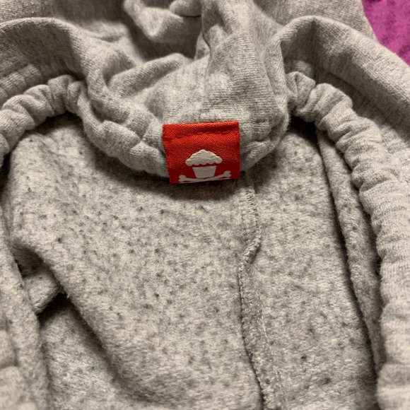 SOLDFinal Price Rare Johnny Cupcakes Hello Kitty - Picture 4 of 6